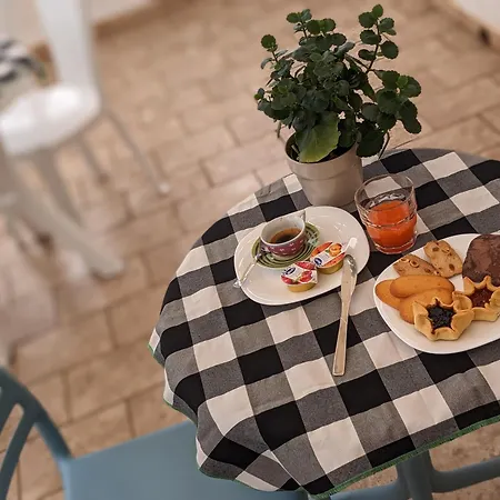 Albatro Bed & Breakfast 3*